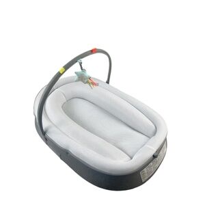 Skip Hop Playful Retreat Baby Nest